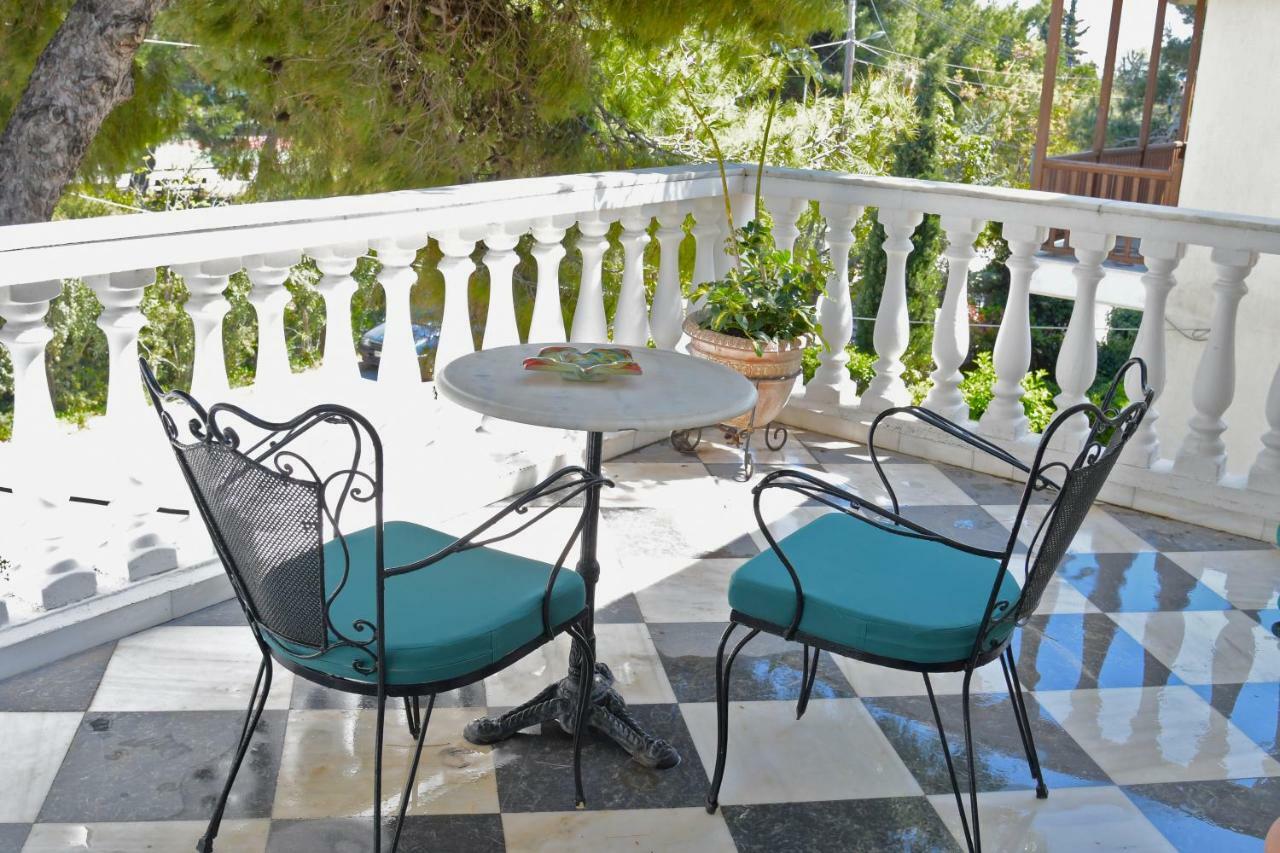 Priamos Kalitehnoupoli Villa ราฟีนา ภายนอก รูปภาพ