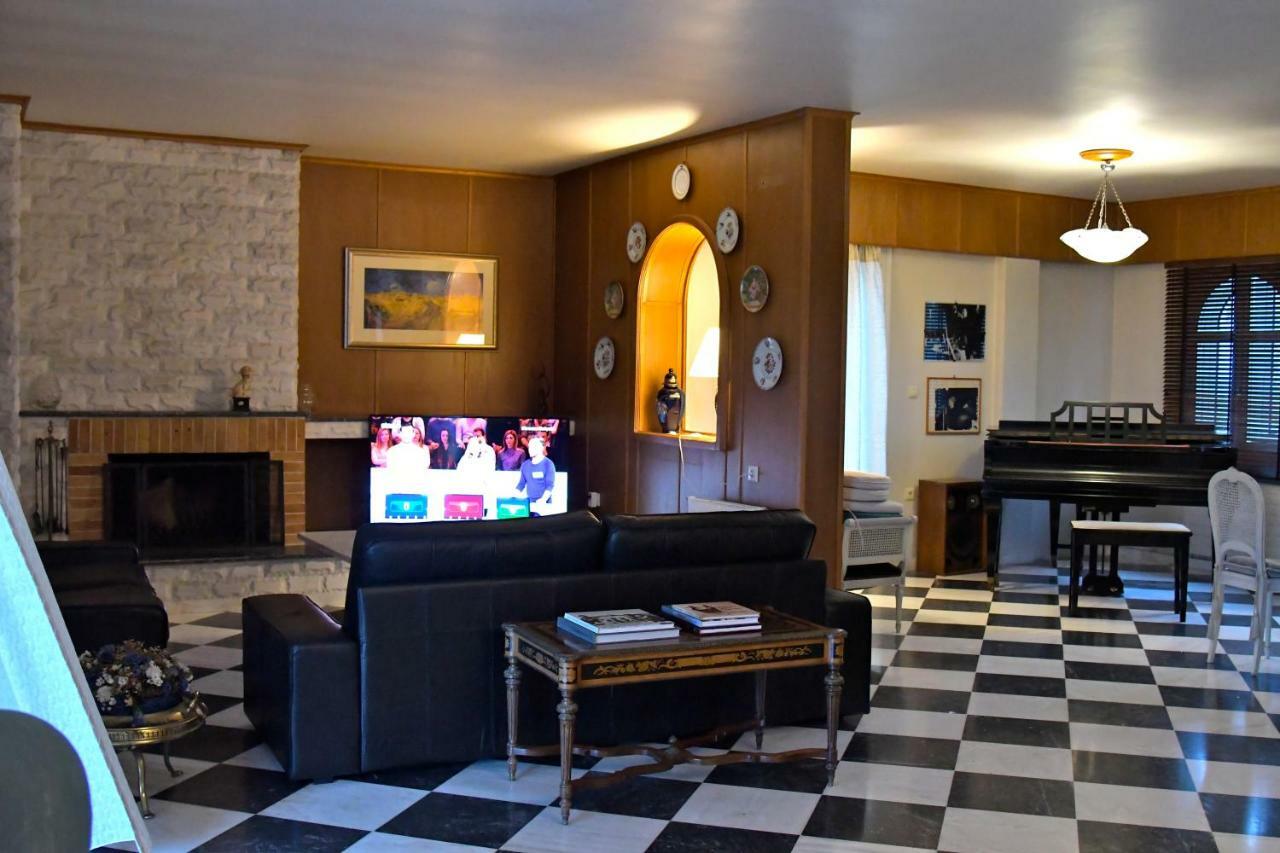 Priamos Kalitehnoupoli Villa ราฟีนา ภายนอก รูปภาพ