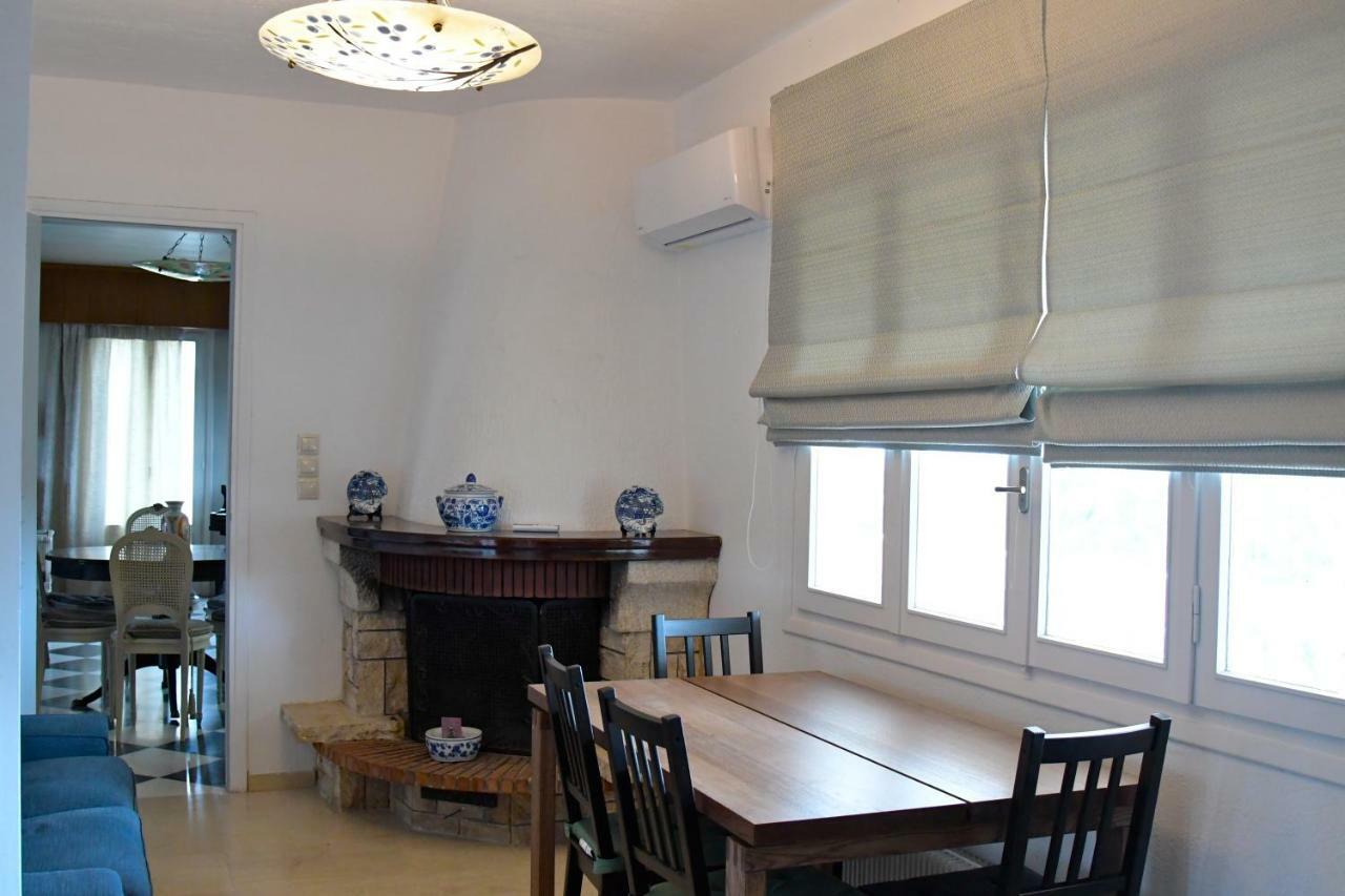 Priamos Kalitehnoupoli Villa ราฟีนา ภายนอก รูปภาพ