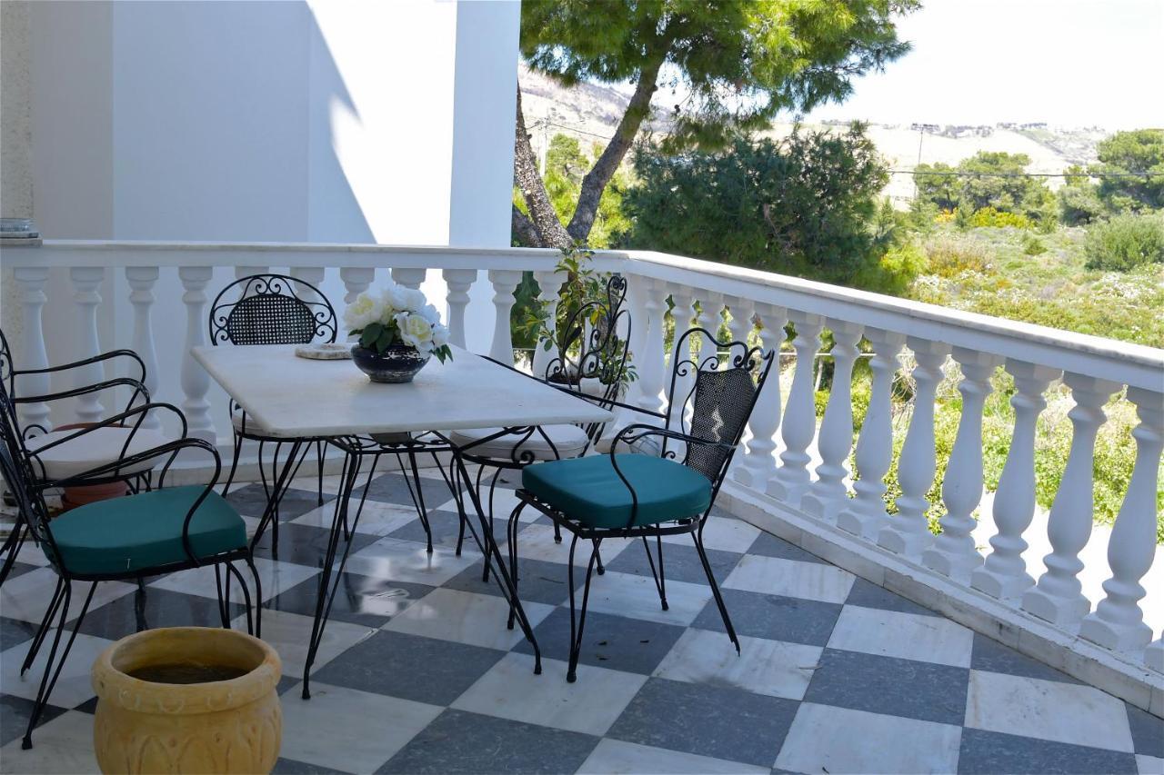 Priamos Kalitehnoupoli Villa ราฟีนา ภายนอก รูปภาพ