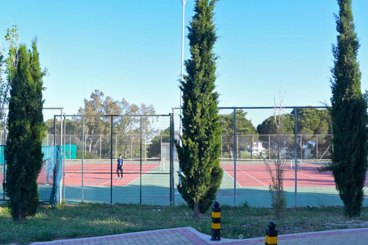 Priamos Kalitehnoupoli Villa ราฟีนา ภายนอก รูปภาพ